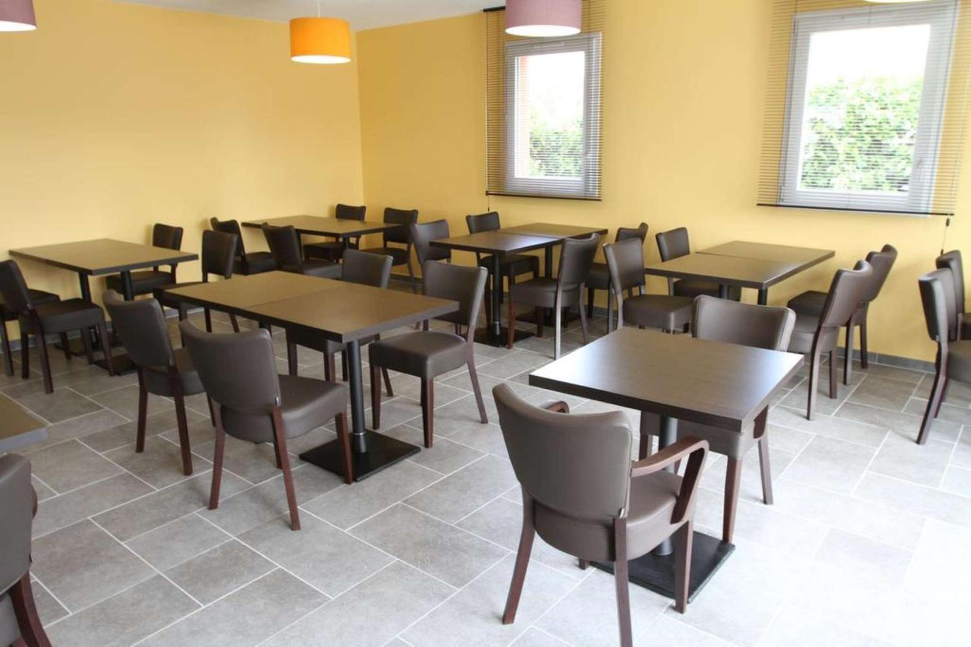 Brit Hotel Confort Villeneuve Sur Lot Bias  Экстерьер фото