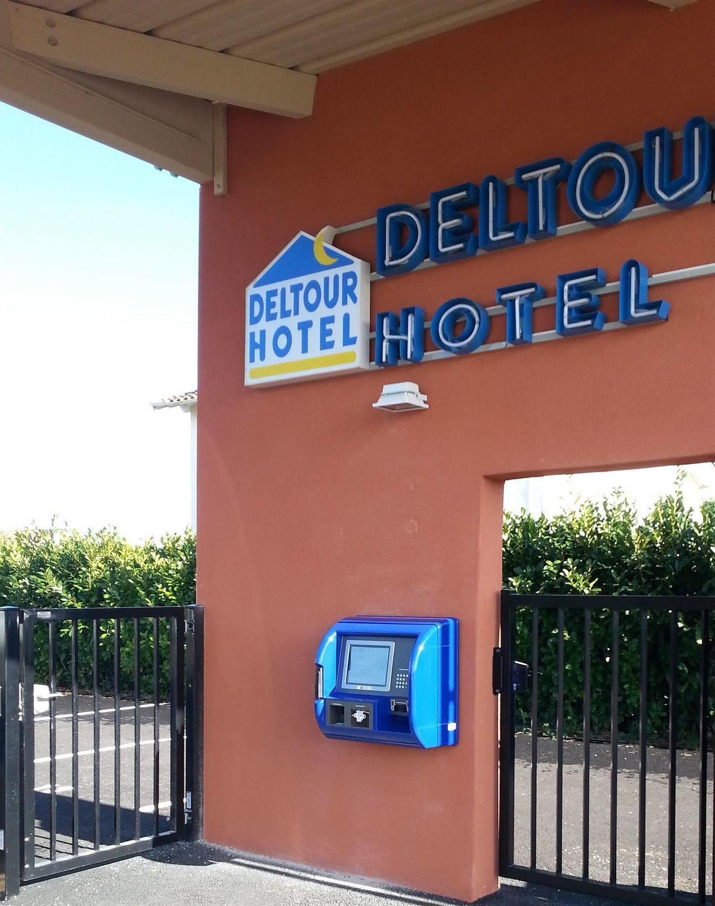 Brit Hotel Confort Villeneuve Sur Lot Bias  Экстерьер фото